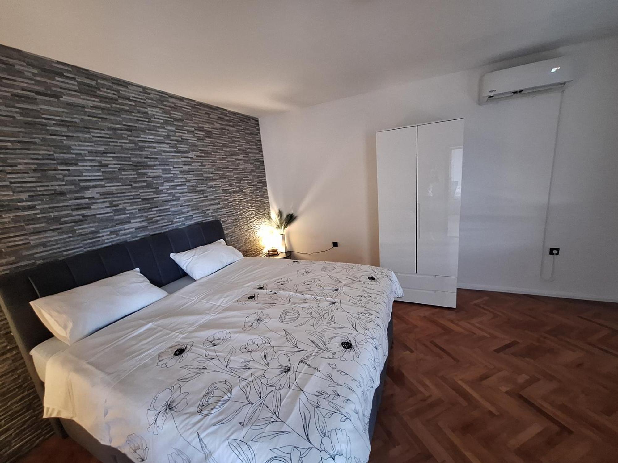 Apartment Little Princess Dora เซนญ์ ภายนอก รูปภาพ